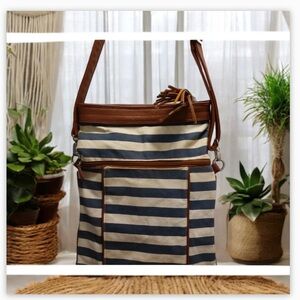 KELLY&KATIE Canvas Stripe Crossbody Foldover 
Bag -HOST Pick-  Sz-M-L​